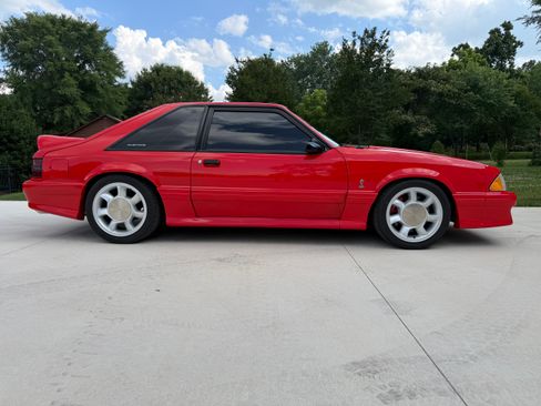 Used 1993 Ford Mustang Cobra RWD image 4