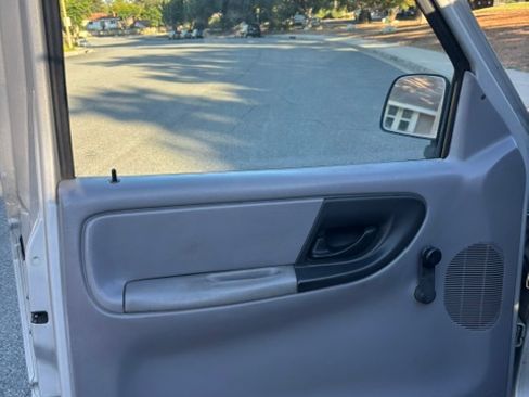 Used 1994 Ford Ranger 4x4 Regular Cab image 12