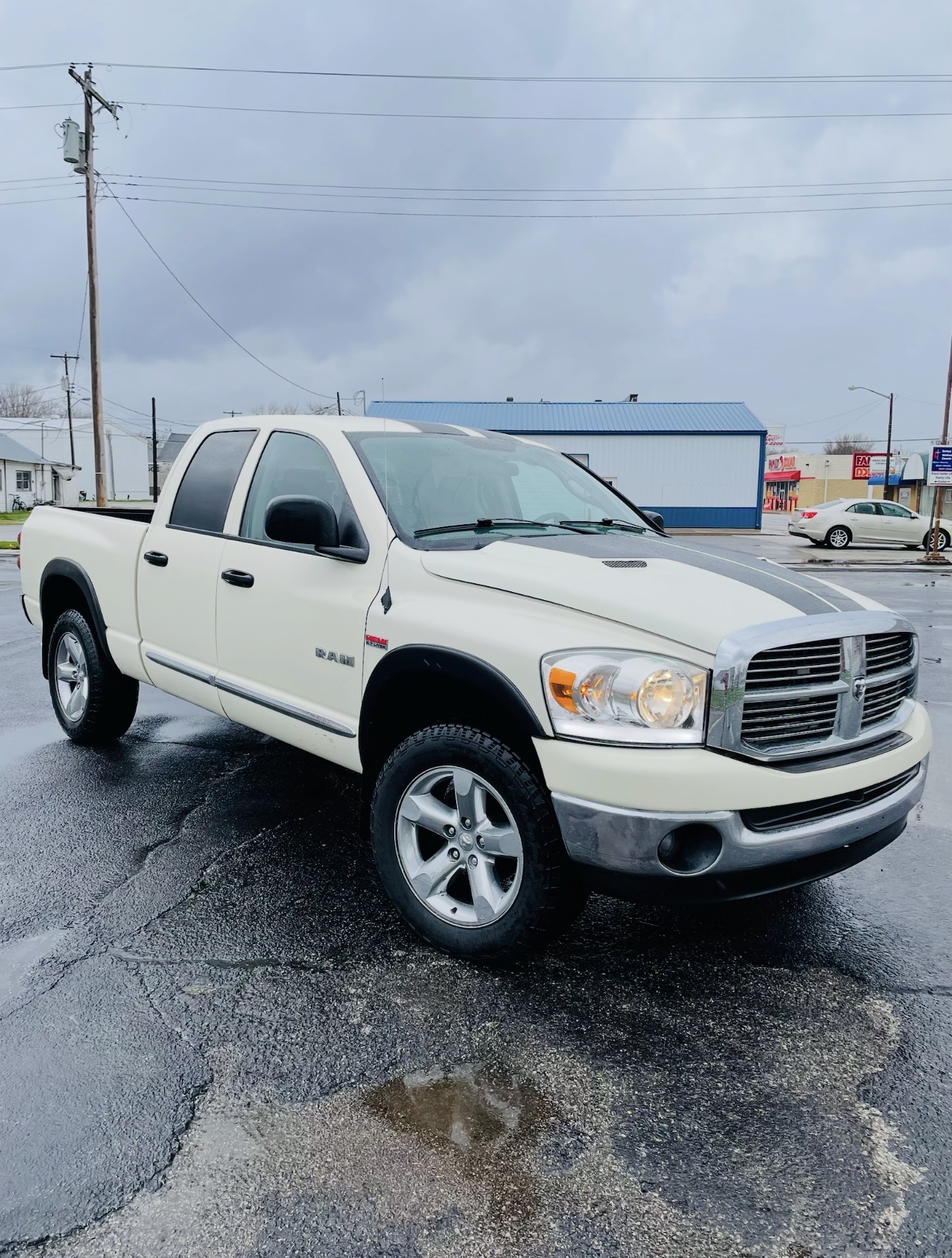 Used 2008 Dodge Ram 1500 Truck SLT w/ Cool Chrome Pkg AWD/4WD image 1