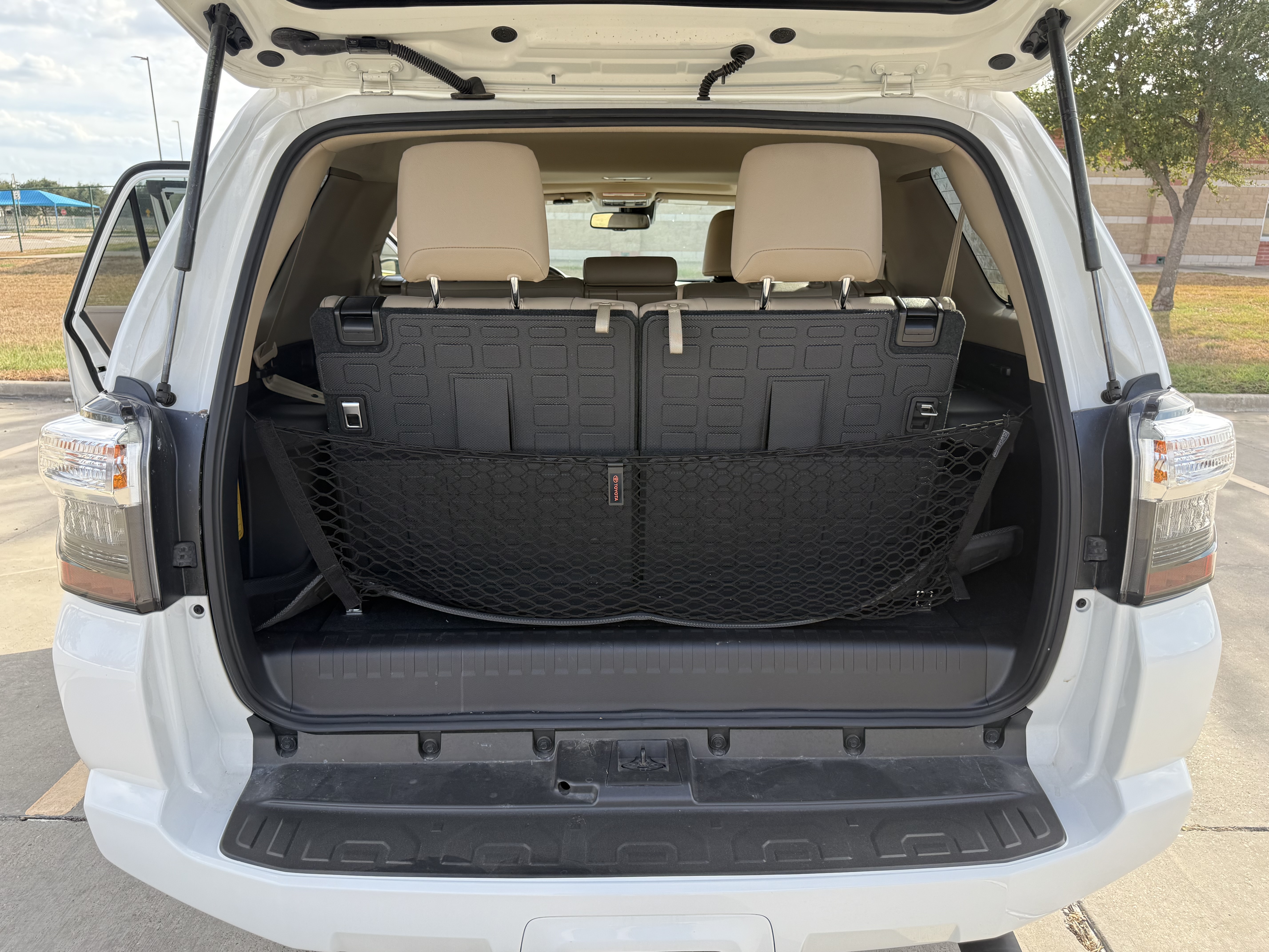 Used 2023 Toyota 4Runner SR5 Premium w/ Moonroof Package AWD/4WD image 12