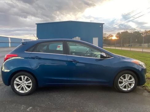 Used 2014 Hyundai Elantra GT FWD image 5