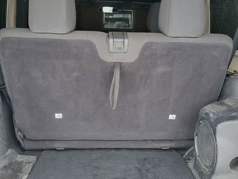 Used 2011 Jeep Wrangler Sahara w/ Mopar Chrome Edition Group image 13