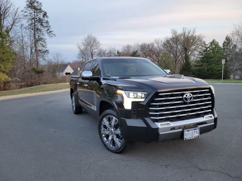 Used 2024 Toyota Tundra Capstone image 11