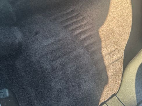 Used 2017 Ford F150 XLT w/ Equipment Group 302A Luxury image 10