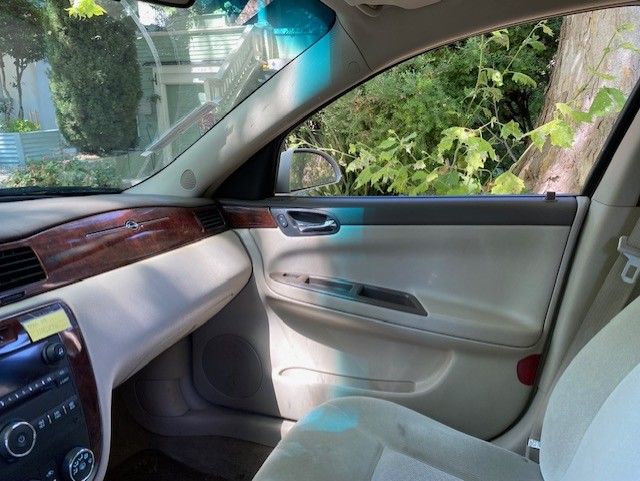 Used 2008 Chevrolet Impala LS FWD image 16