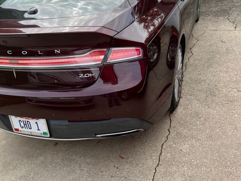 Used 2017 Lincoln MKZ Reserve w/ Climate Package image 10