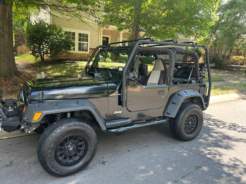 Used 1999 Jeep Wrangler SE AWD/4WD image 1