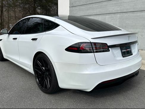 Used 2022 Tesla Model S Plaid AWD/4WD image 5