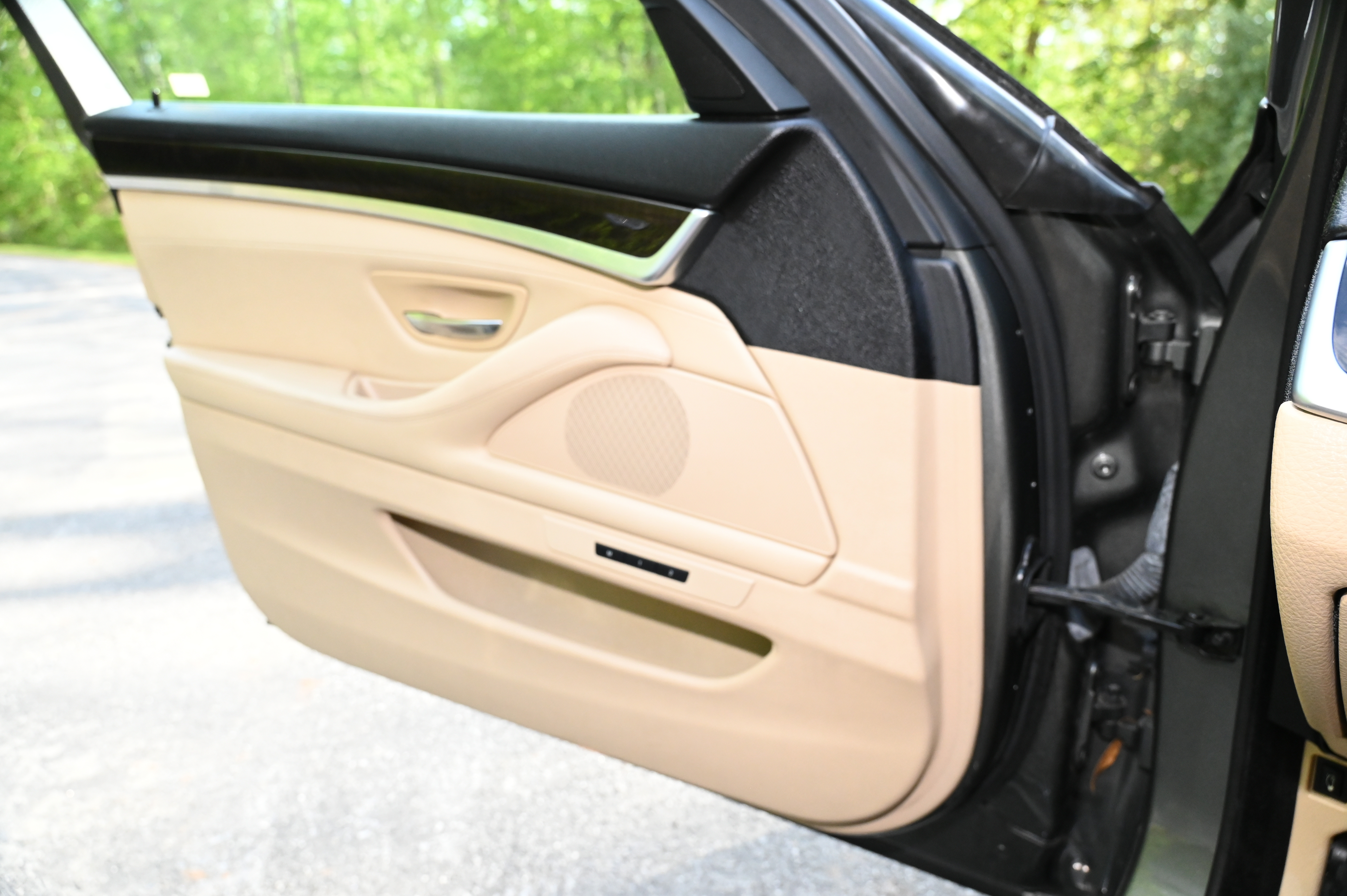 Used 2014 BMW 528i Sedan RWD image 25
