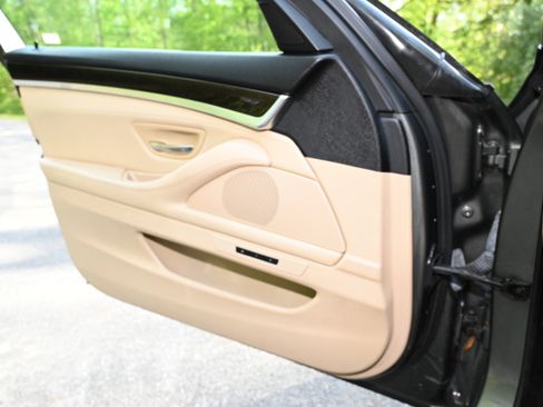 Used 2014 BMW 528i Sedan RWD image 27