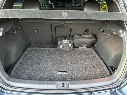 Used 2020 Volkswagen GTI SE image 18