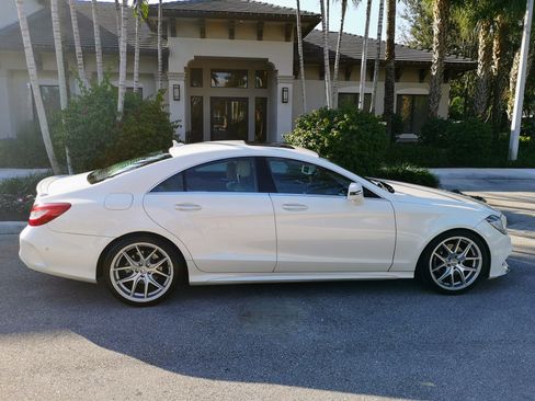 Used 2015 Mercedes-Benz CLS 400 image 8