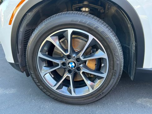 Used 2015 BMW X5 xDrive50i image 12