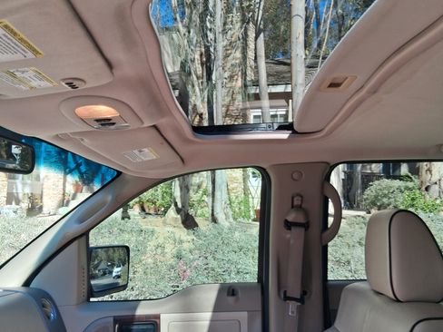 Used 2006 Lincoln Mark LT 2WD image 13