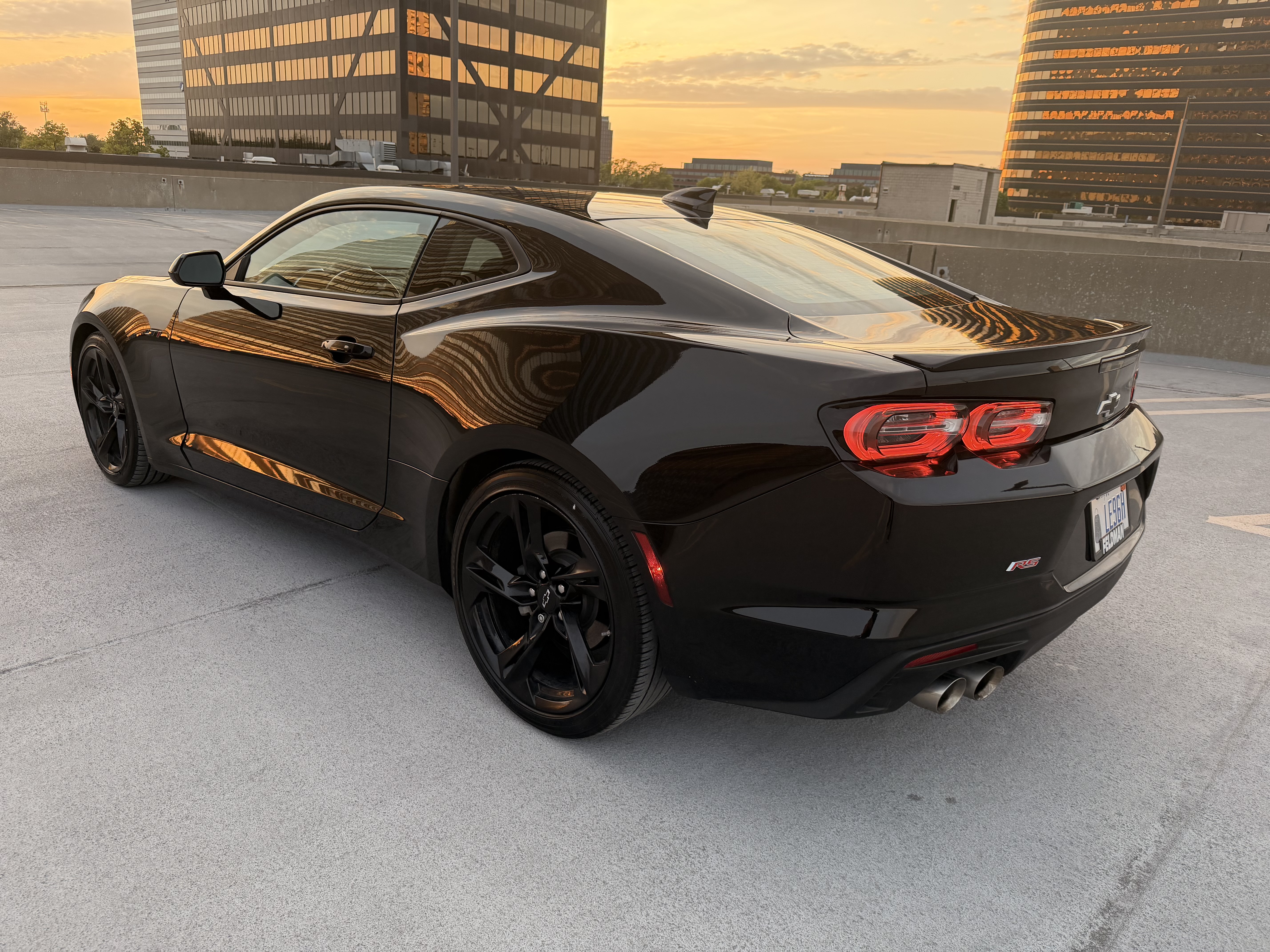 Used 2022 Chevrolet Camaro LT w/ RS Package RWD image 4