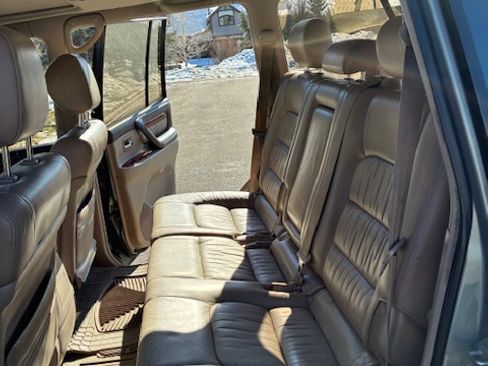 Used 2001 Lexus LX 470 4WD image 6