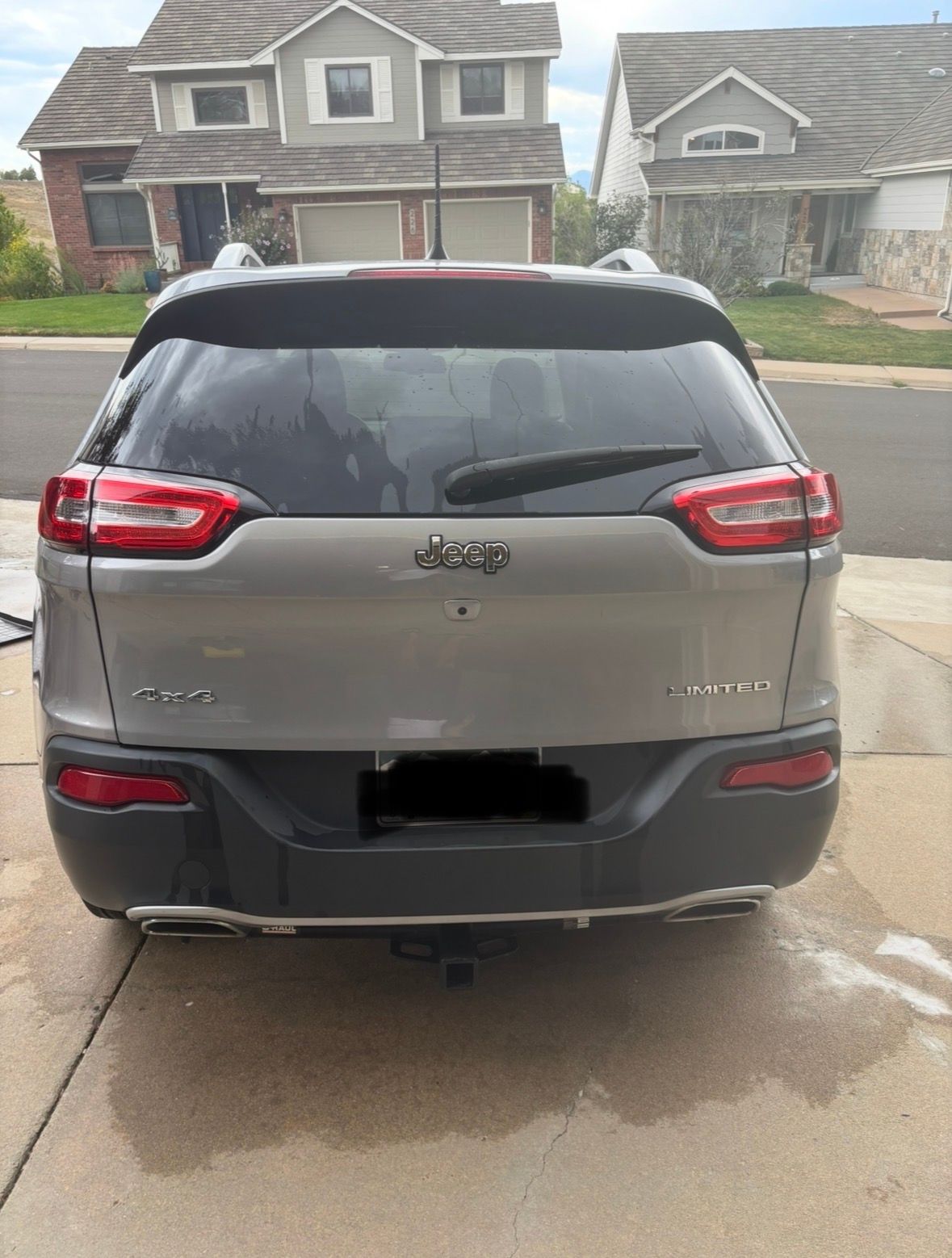 Used 2016 Jeep Cherokee Limited AWD/4WD image 17