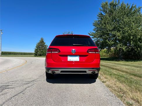 Used 2019 Volkswagen Golf Alltrack SE AWD/4WD image 9