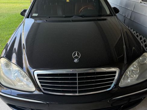 Used 2005 Mercedes-Benz S 500 4MATIC image 1