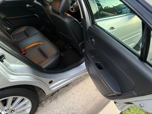 Used 2009 Mercury Milan Premier image 10