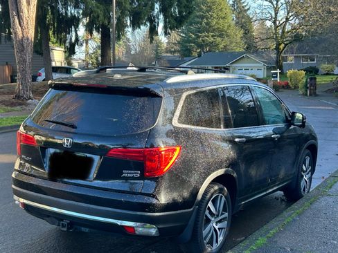 Used 2016 Honda Pilot Touring image 2