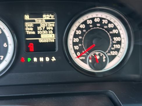 Used 2015 RAM 1500 Express AWD/4WD image 12