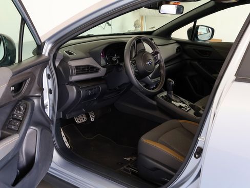 Used 2024 Subaru Crosstrek 2.5i Sport AWD/4WD image 12