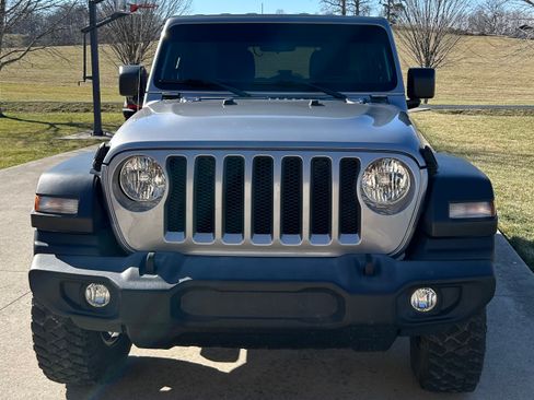 Used 2021 Jeep Wrangler Unlimited Sport image 4