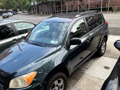 Used 2012 Toyota RAV4 4WD image 16