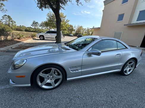 Used 2009 Mercedes-Benz SL 550 image 9