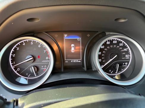 Used 2023 Toyota Camry LE FWD image 13