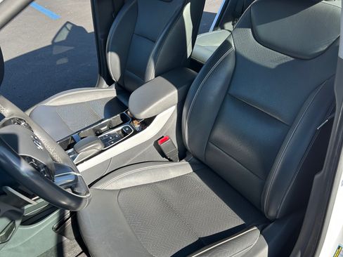 Used 2019 Hyundai Ioniq Limited image 13