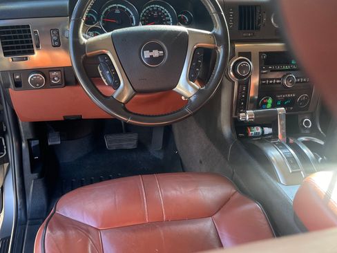 Used 2008 HUMMER H2 AWD/4WD image 2