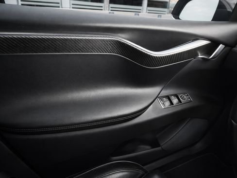 Used 2016 Tesla Model X Performance image 15