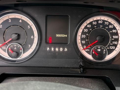 Used 2016 RAM 1500 Express AWD/4WD image 8