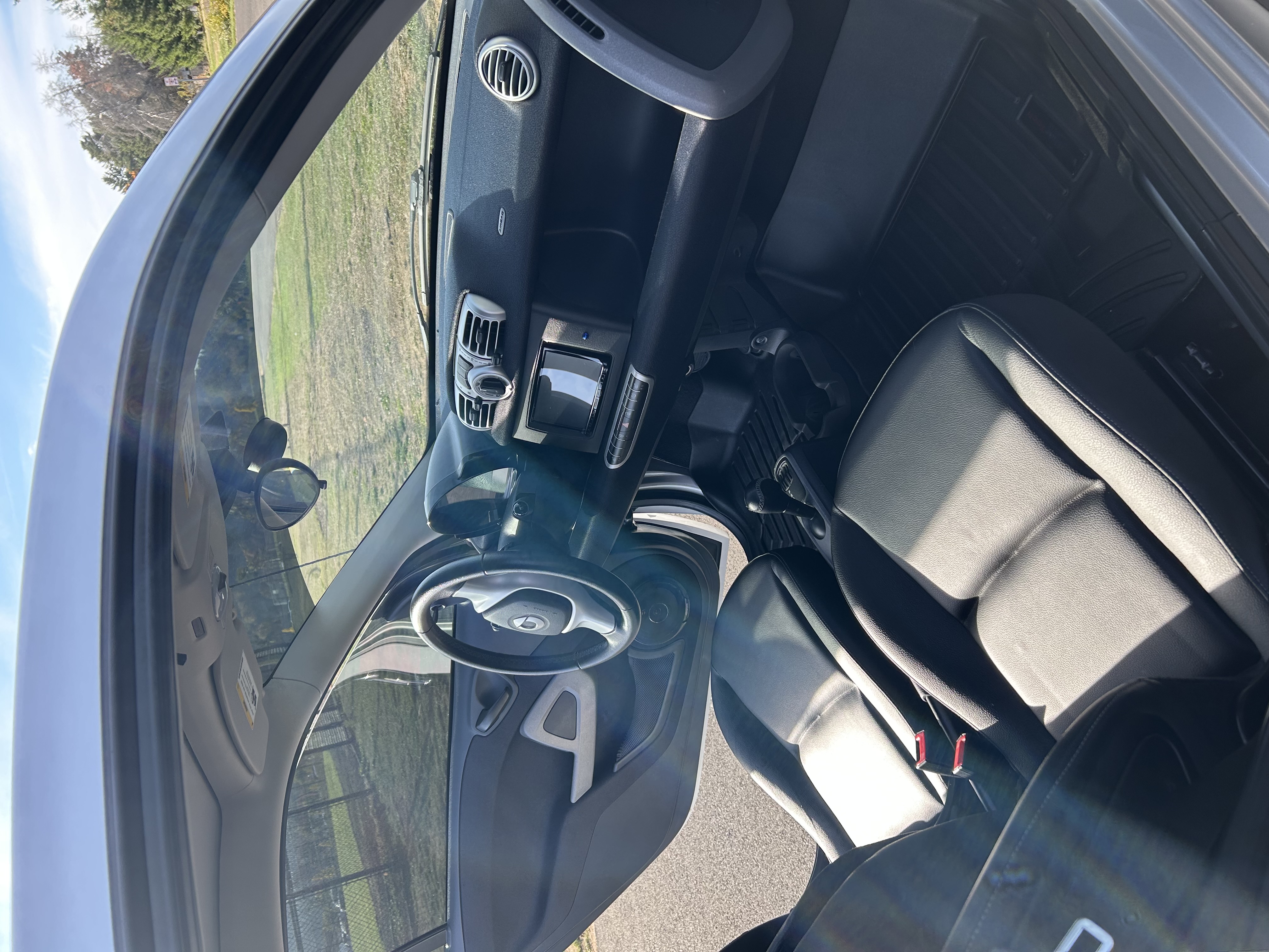 Used 2014 smart fortwo pure RWD image 15