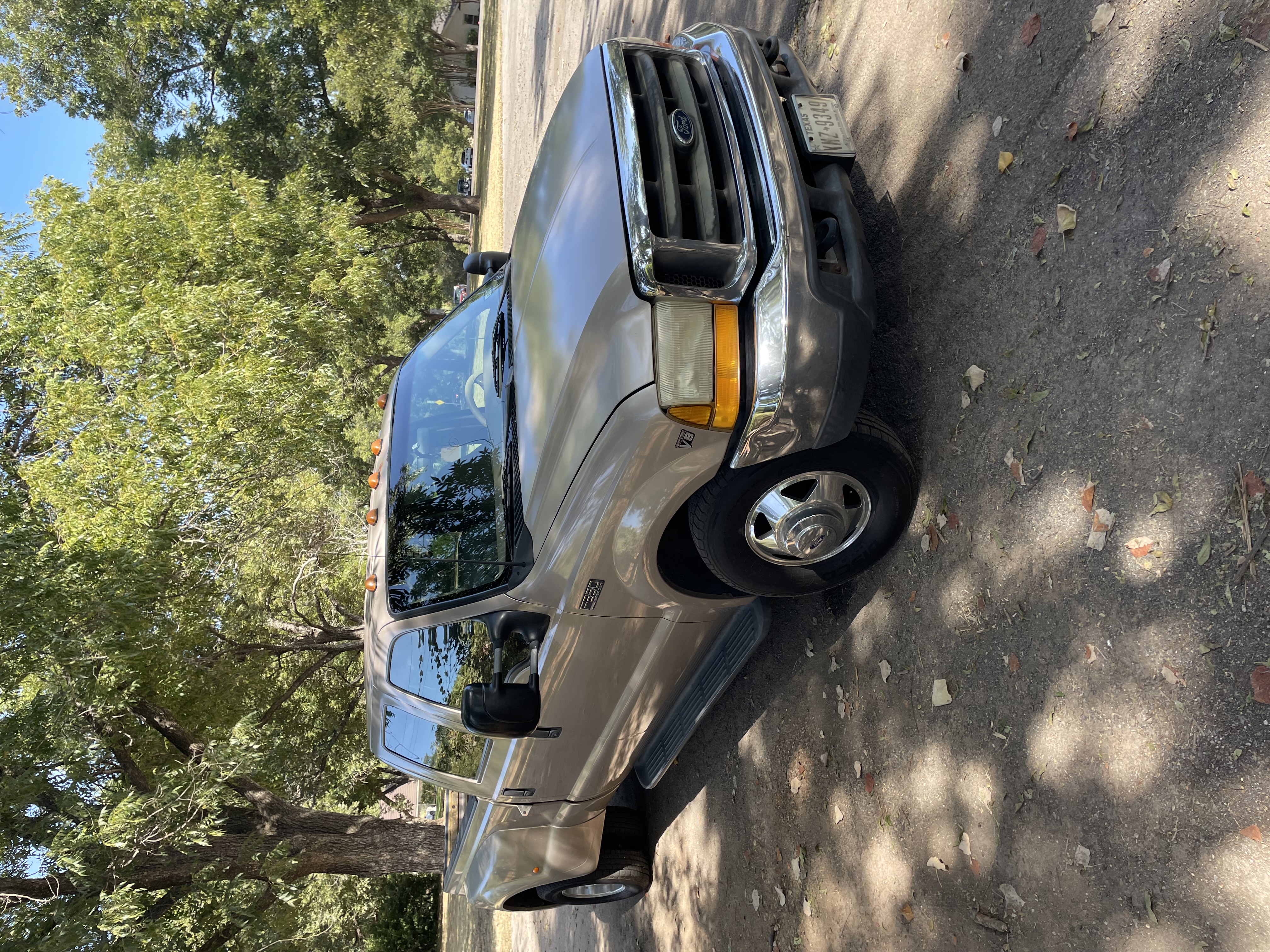 Used 1999 Ford F350 2WD Crew Cab DRW Super Duty image 1