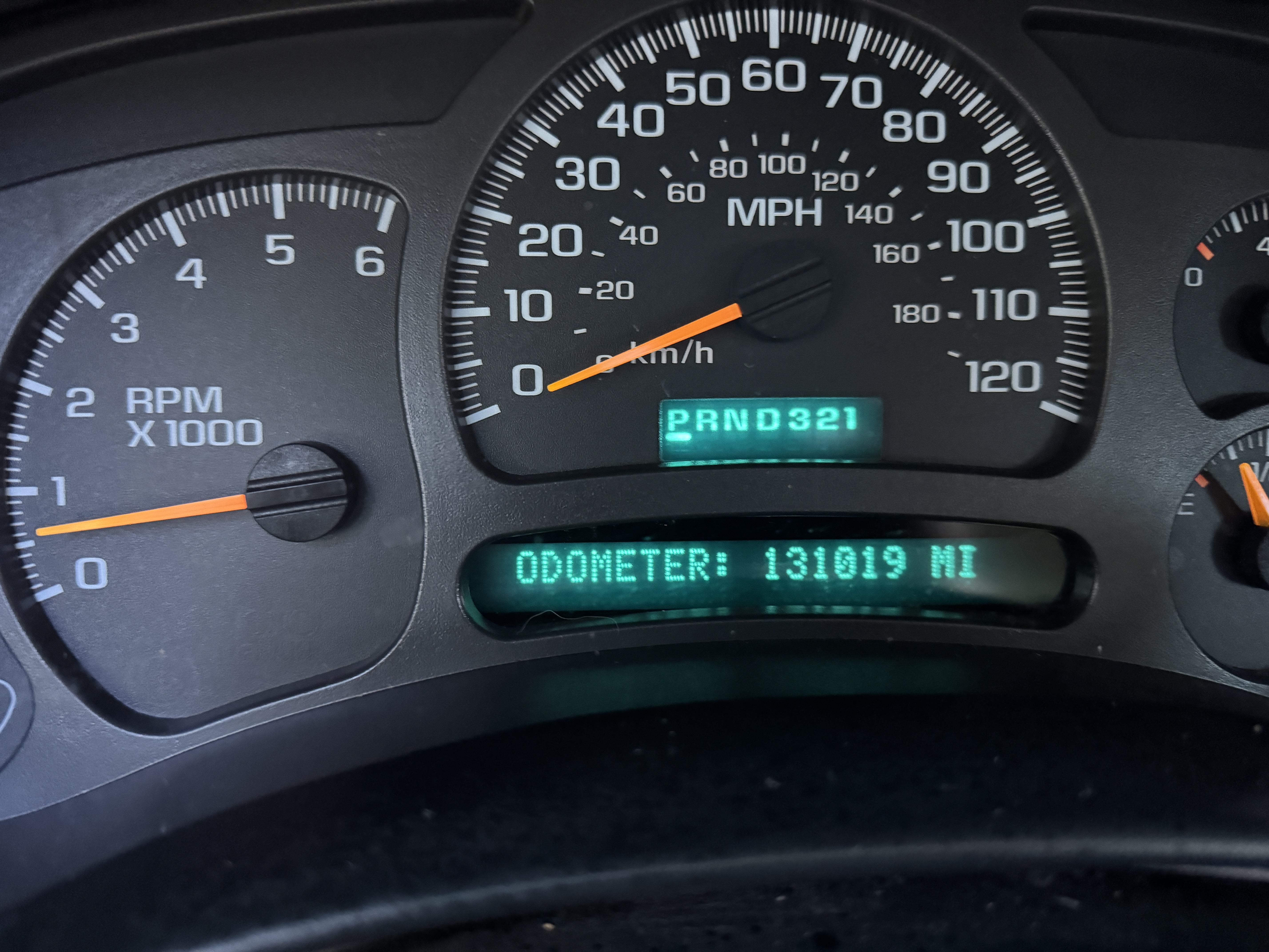 Used 2004 Chevrolet Silverado 1500 LT w/ Light Duty Power Package RWD image 2
