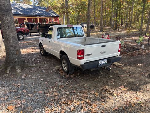 Used 2011 Ford Ranger XL image 1