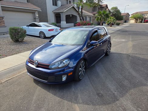 Used 2012 Volkswagen GTI 4-Door image 4