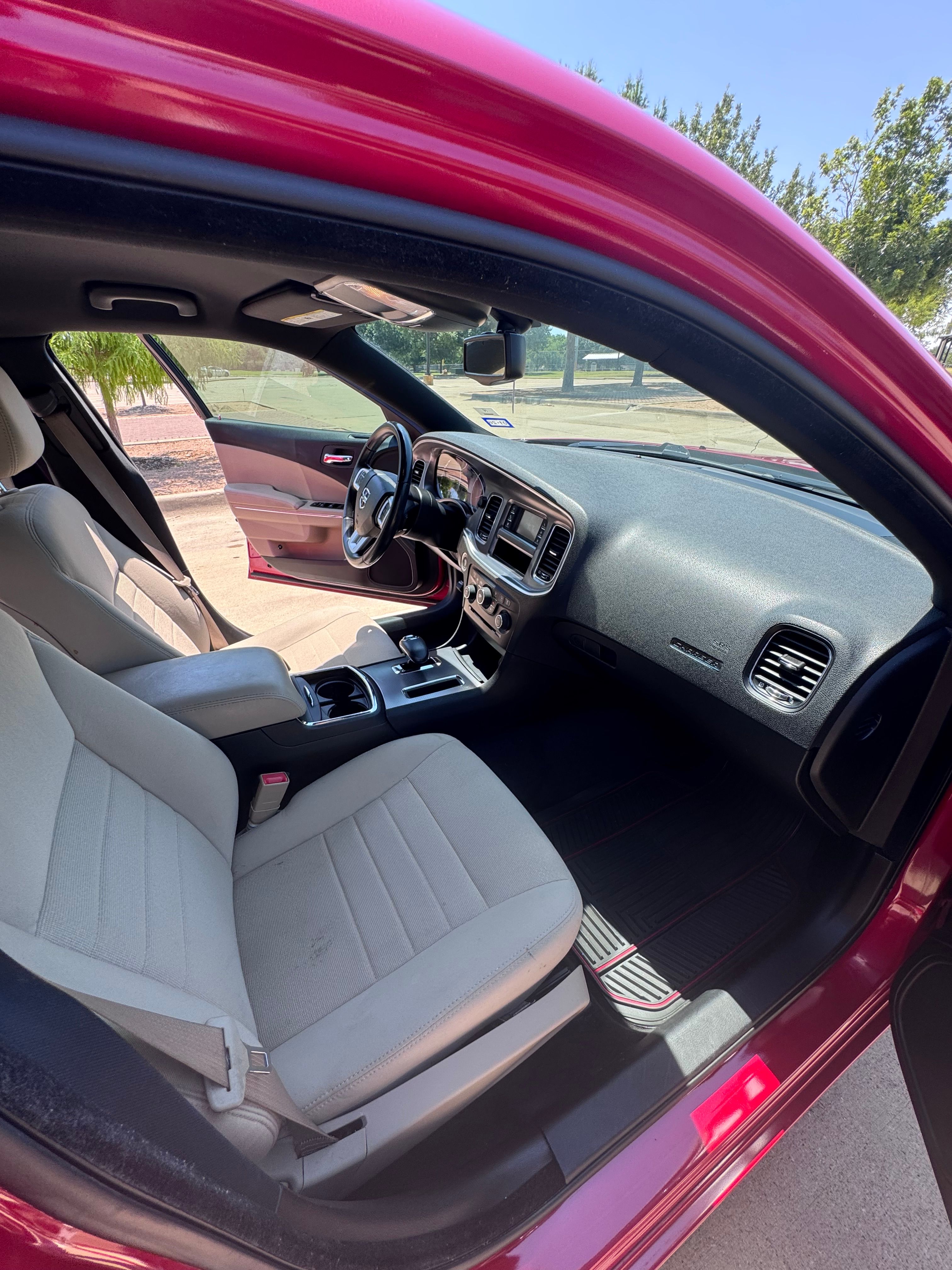 Used 2012 Dodge Charger SE w/ Connectivity Group RWD image 17
