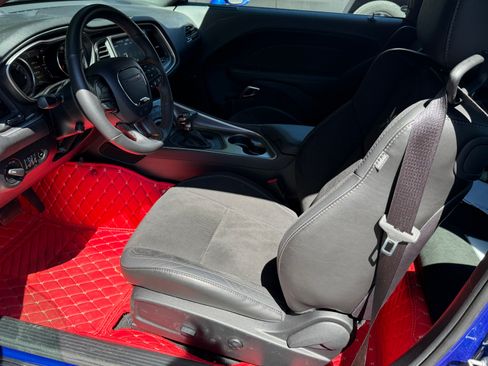 Used 2019 Dodge Challenger R/T Scat Pack RWD image 9