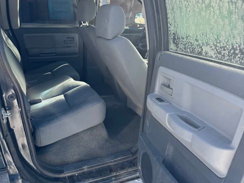 Used 2007 Dodge Dakota SLT image 16