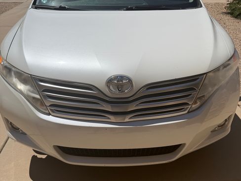 Used 2009 Toyota Venza image 2