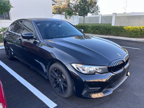 Used 2020 BMW 330i Sedan w/ Driving Assistance Package image 4