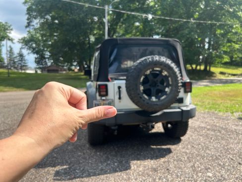 Used 2010 Jeep Wrangler Unlimited Sport AWD/4WD image 6