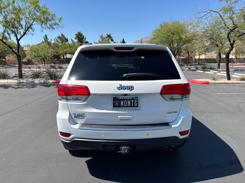 Used 2019 Jeep Grand Cherokee Limited w/ Trailer Tow Group IV AWD/4WD image 6