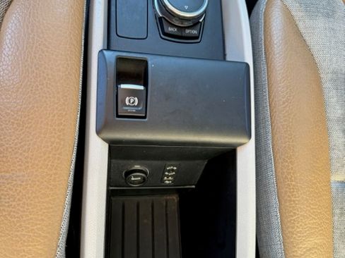 Used 2016 BMW i3 w/ Range Extender image 15