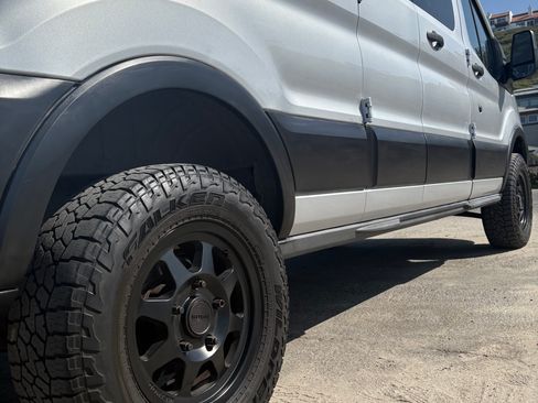 Used 2016 Ford Transit 350 XLT RWD image 10