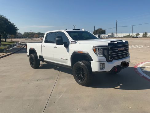 Used 2022 GMC Sierra 2500 AT4 w/ AT4 Preferred Package image 1